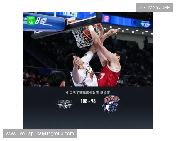 CBA上海连续反击得势,比分变化频繁引出高潮